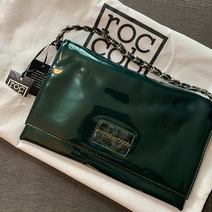 Roccobarocco green clutch